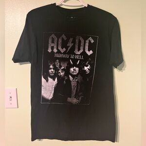 ACDC Highway To Hell Graphic Print 100% Cotton Short Sleeve T-Shirt. M.